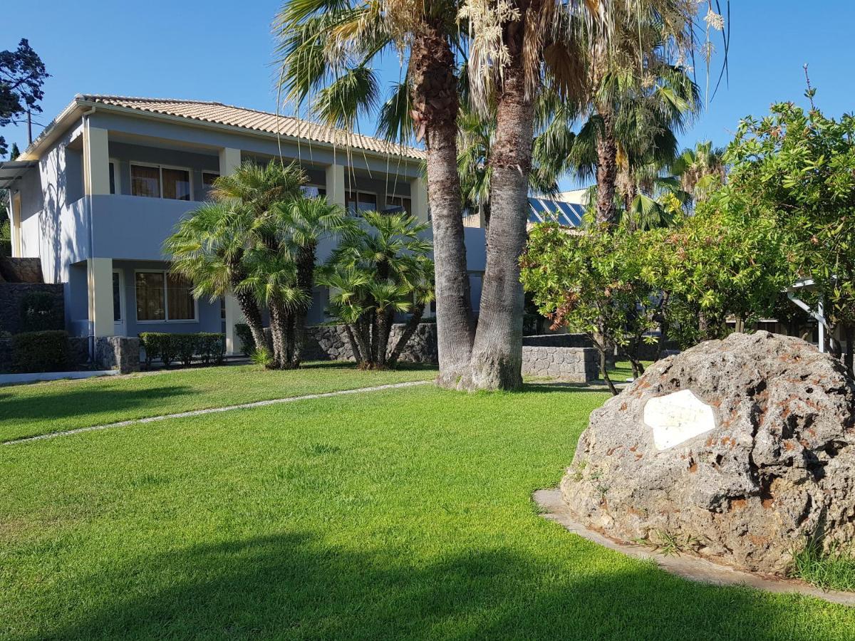 Asteraki Aparthotel ゴウヴィア エクステリア 写真